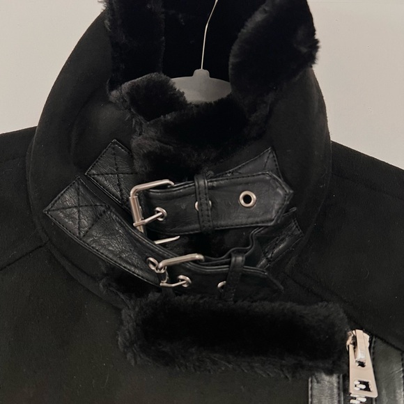 Topshop Black Faux Suede
Shearling Biker Jacket Size 6 - Picture 8 of 10